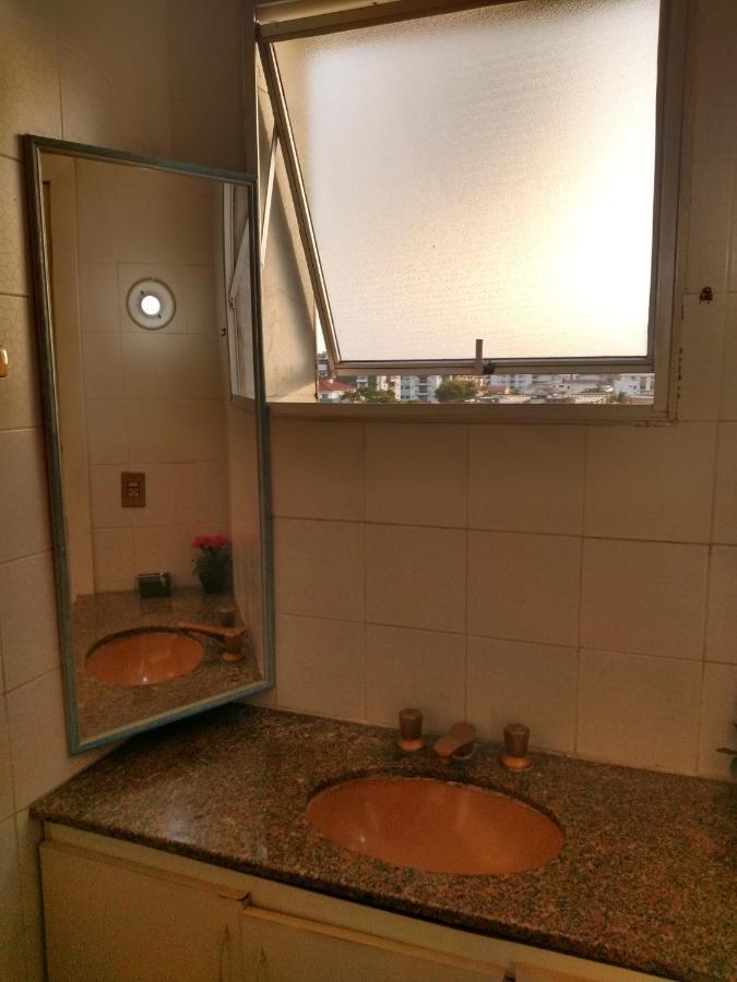 Suite Com Cozinha Independente Em Apartamento Кабу-Фріу Екстер'єр фото